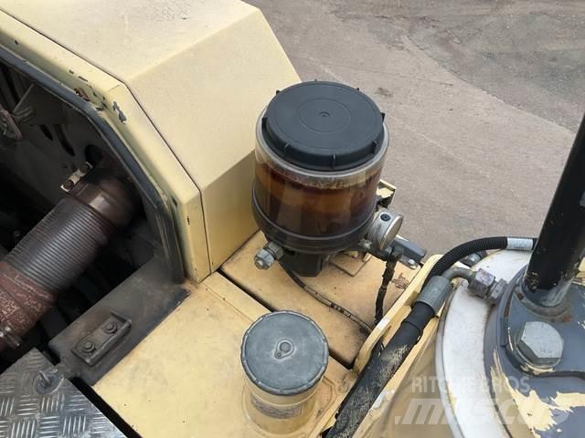 Wirtgen WR2400 Pôdne kompaktory