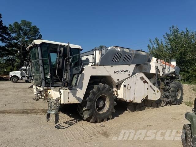 Wirtgen WR240i Pôdne kompaktory