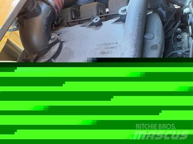 XCMG QAY260 Univerzálne terénne žeriavy