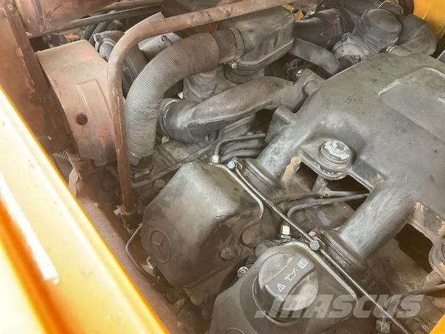 XCMG QAY300 Univerzálne terénne žeriavy