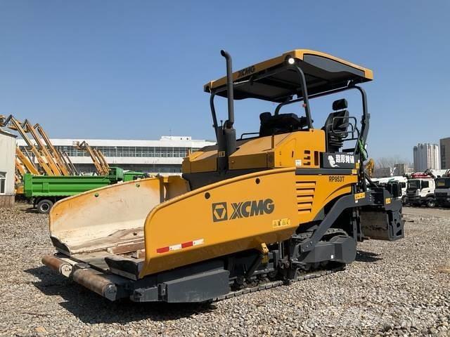 XCMG RP953T Finišéry