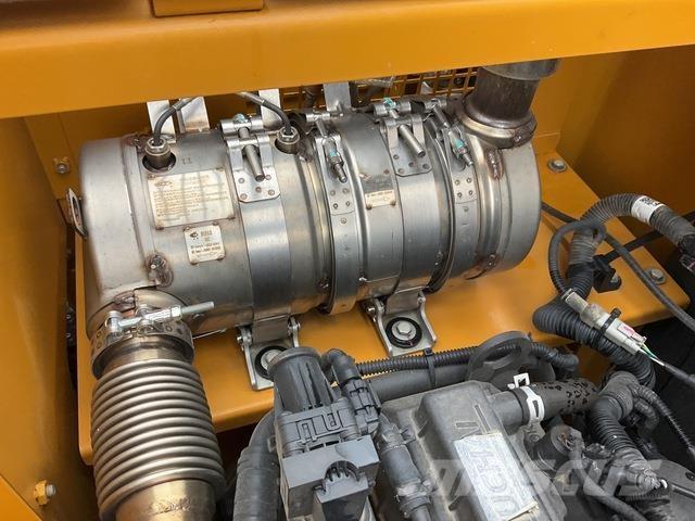 XCMG XE135G Pásové rýpadlá