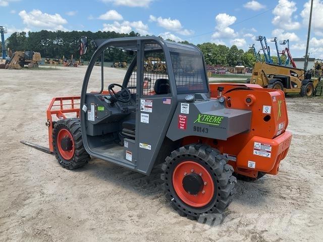 Xtreme XR619 Teleskopické manipulátory