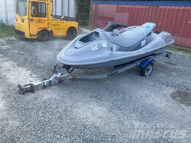Yamaha  Pracovné lode, bárky a pontóny