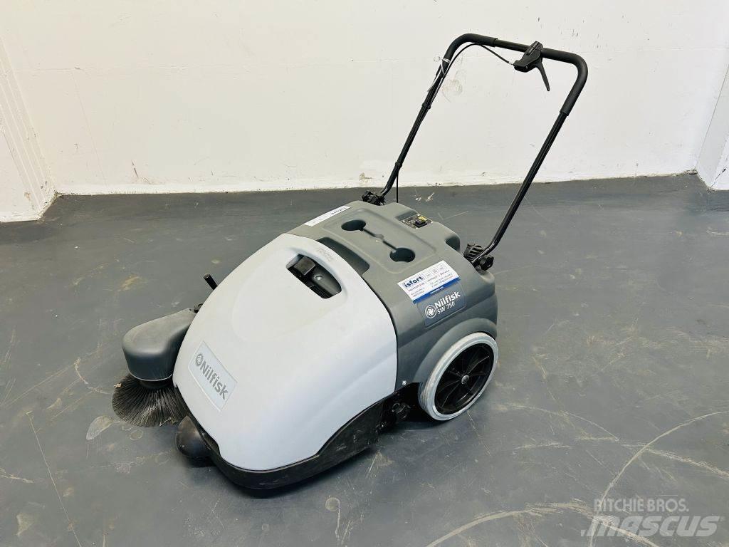 Nilfisk SW750 Zametacie stroje