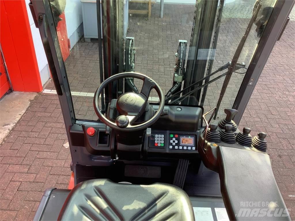 Toyota 8FBE16T Akumulátorové vozíky