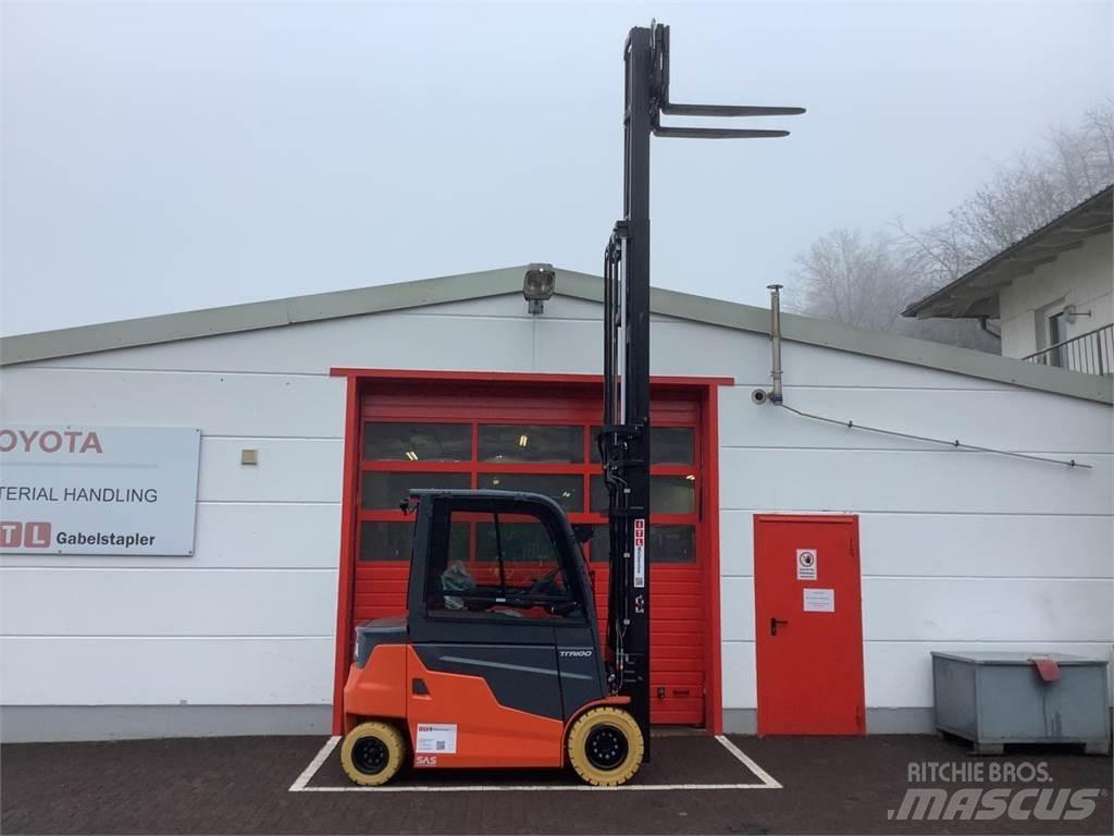Toyota 9FBM35T Akumulátorové vozíky