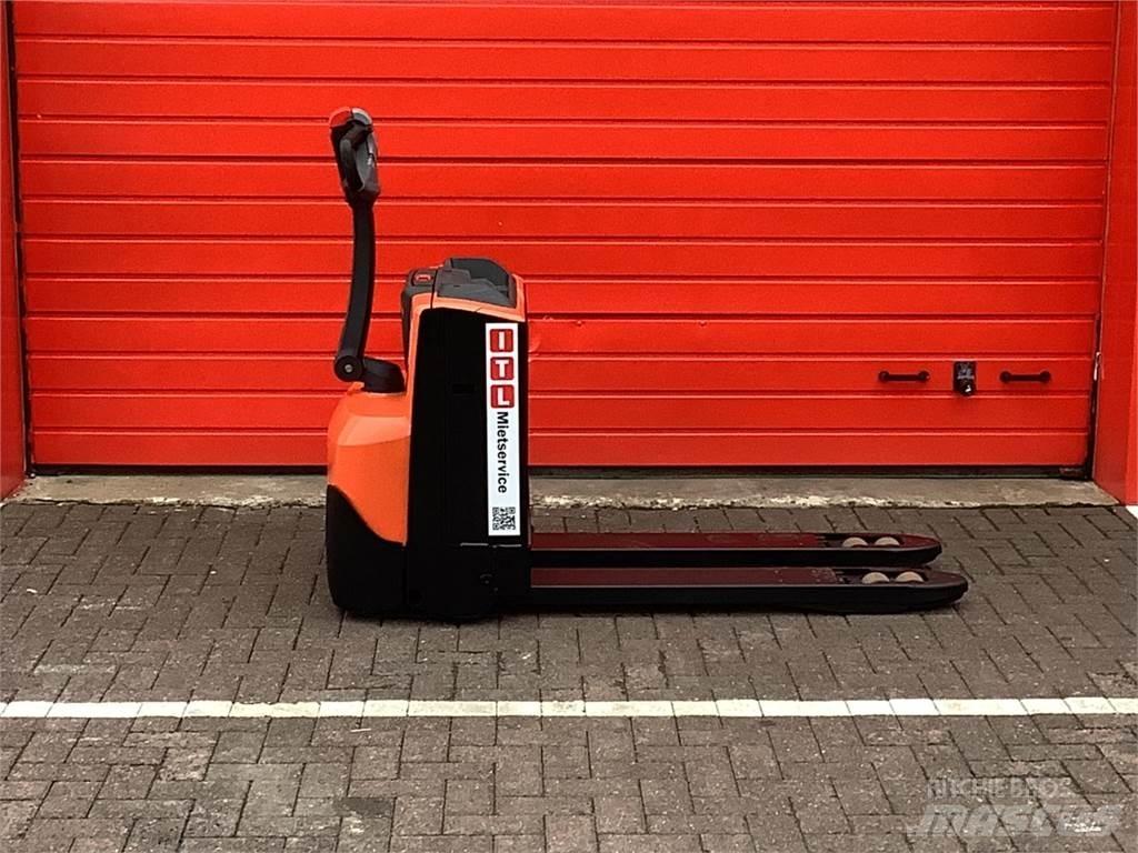 Toyota LWE180 Nízkozdvižný vozík