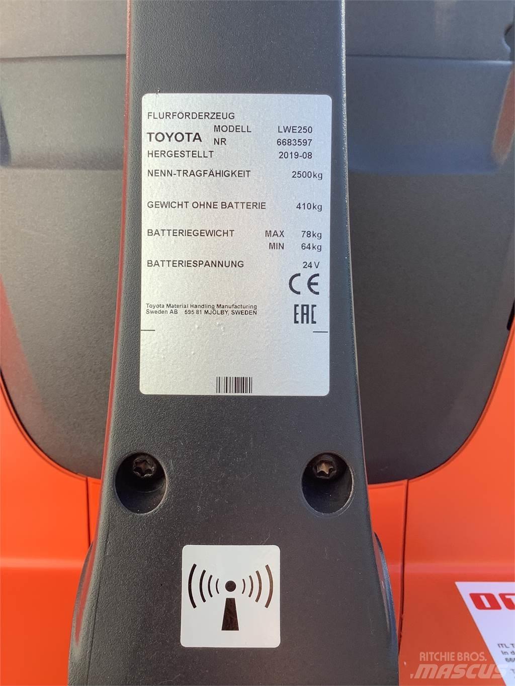 Toyota LWE250 Nízkozdvižný vozík