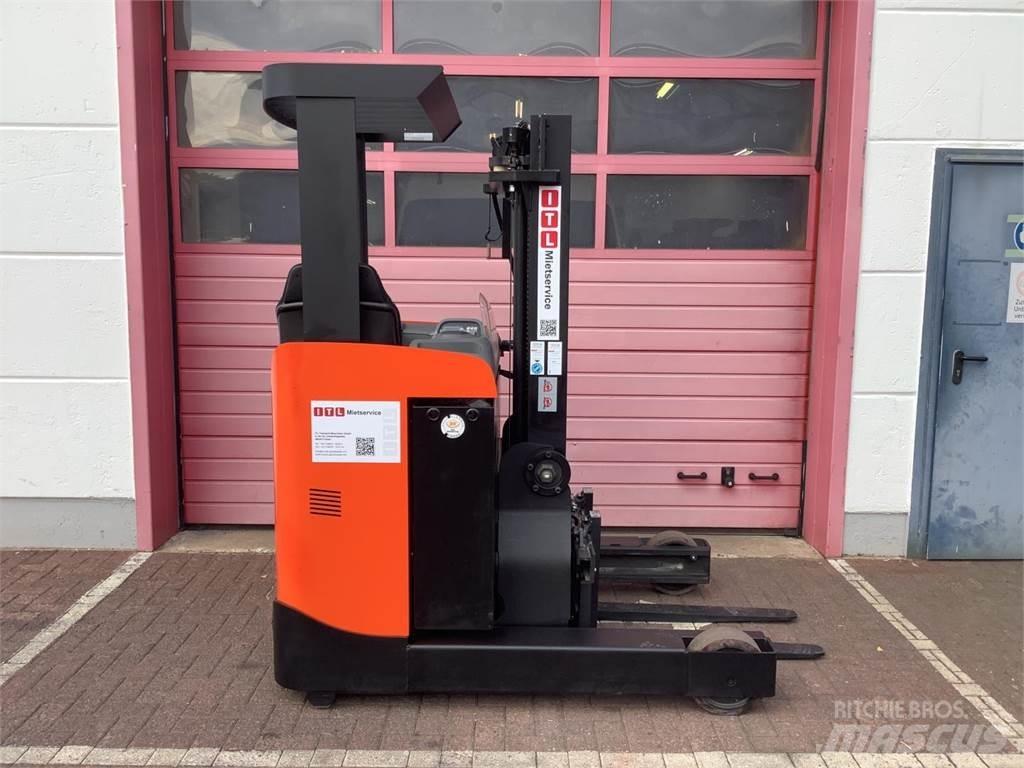 Toyota RRE120B Retraky