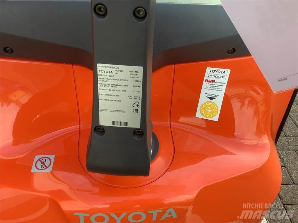 Toyota SWE145L Ručne vedené vysokozdvižné vozíky