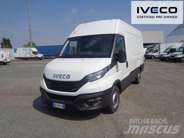 Iveco 35S14 Skriňová nadstavba