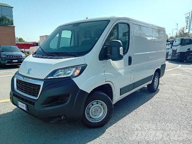 Peugeot BOXER Skriňová nadstavba