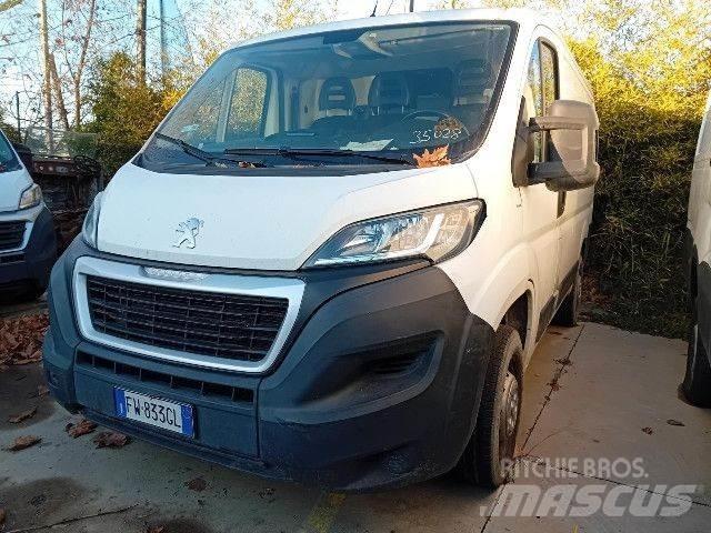 Peugeot BOXER Skriňová nadstavba