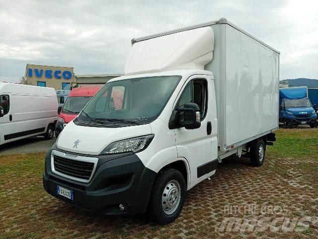 Peugeot BOXER Skriňová nadstavba