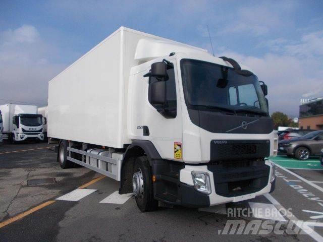 Volvo FE250 Skriňová nadstavba