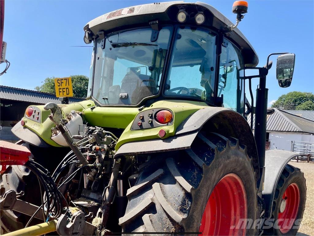CLAAS ARION 430 Traktory