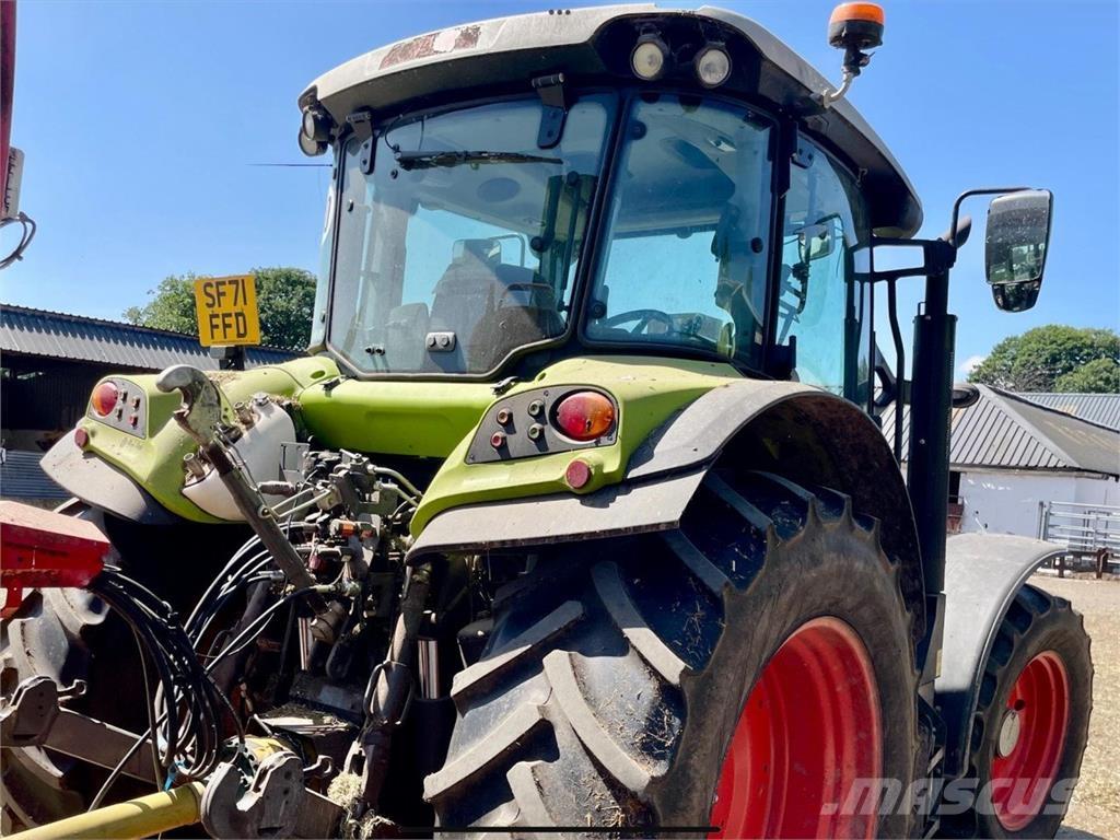 CLAAS ARION 430 Traktory