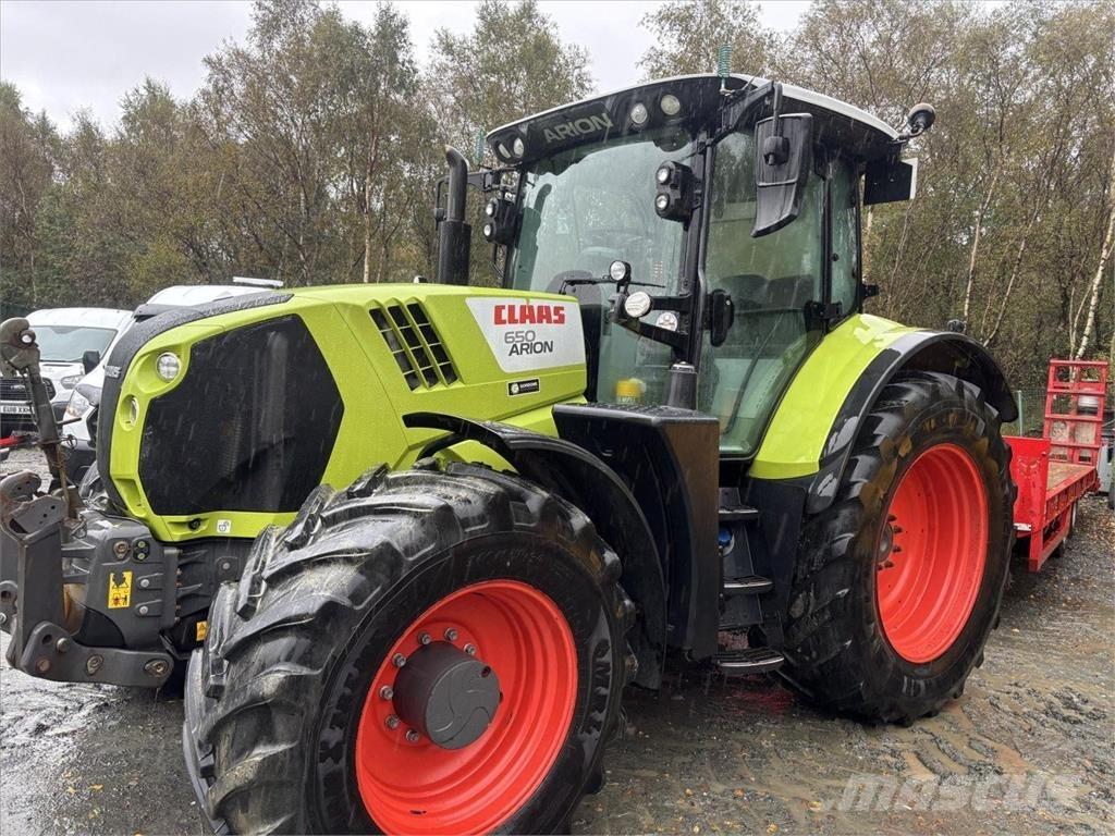 CLAAS ARION 650 Traktory