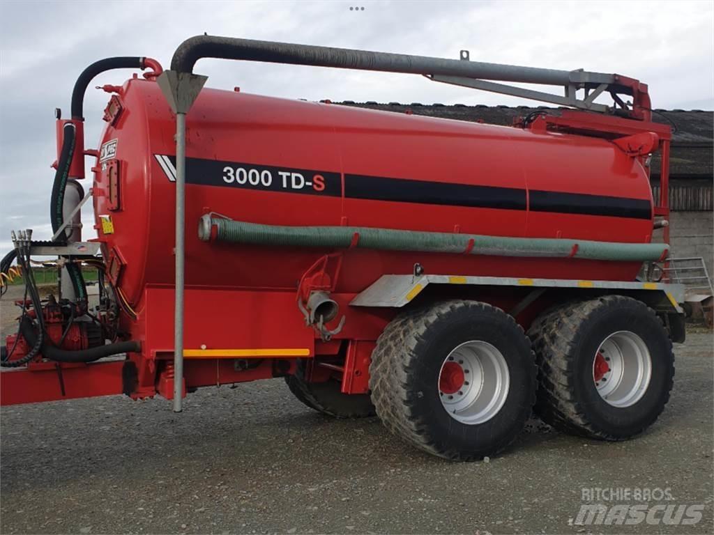 Hi-Spec 3000 TD-S Rozmetadlá maštaľného hnoja