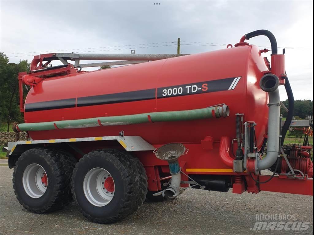 Hi-Spec 3000 TD-S Rozmetadlá maštaľného hnoja