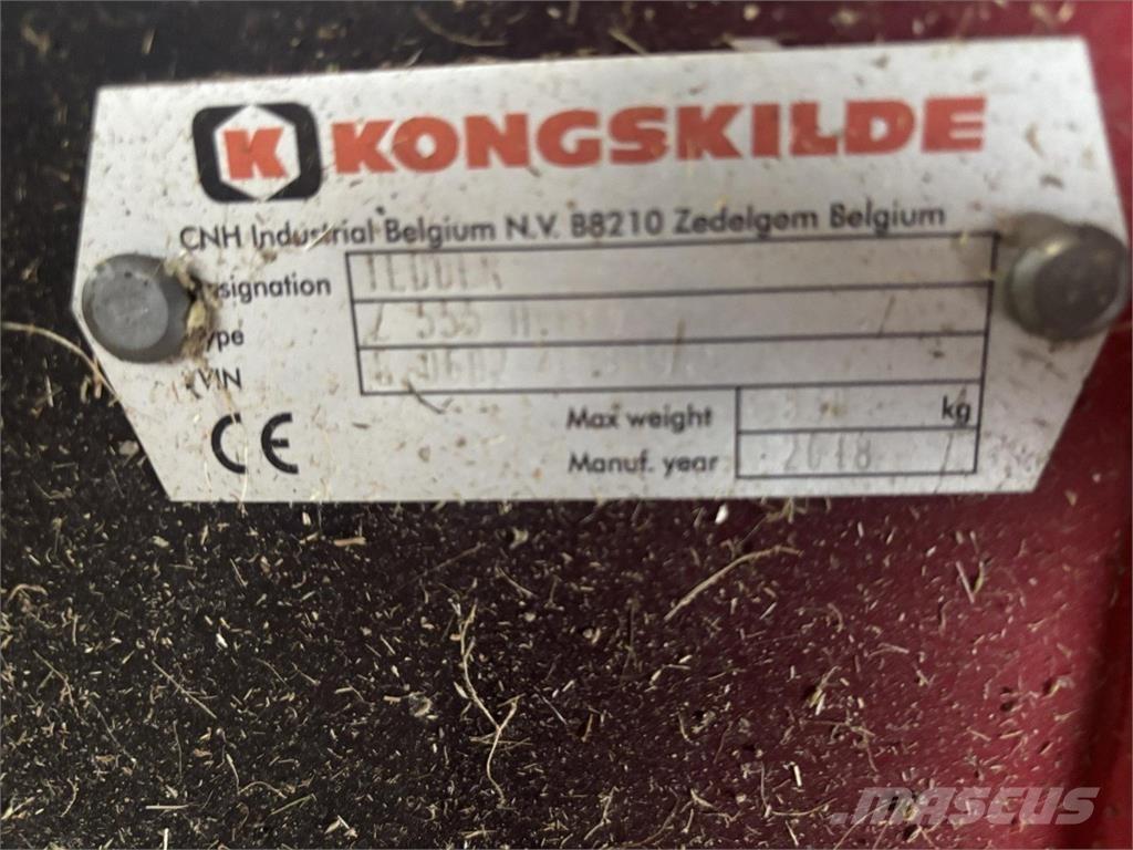 Kongskilde Z555 Obracače a zhrabovače sena