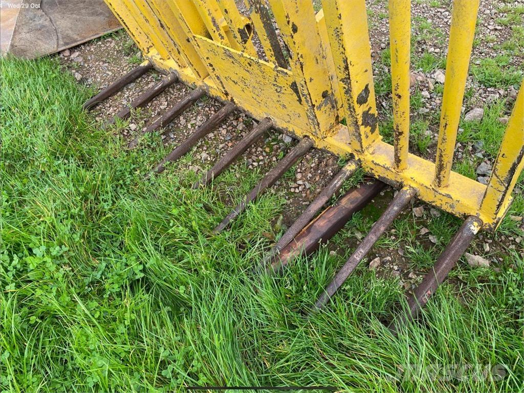  Misc. MUCK FORK Ďalšie poľnohospodárske stroje