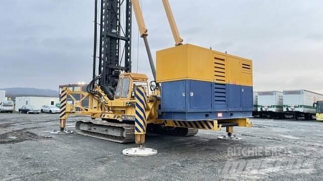 IHC Fundex F12SE Ďalšie nákladné vozidlá