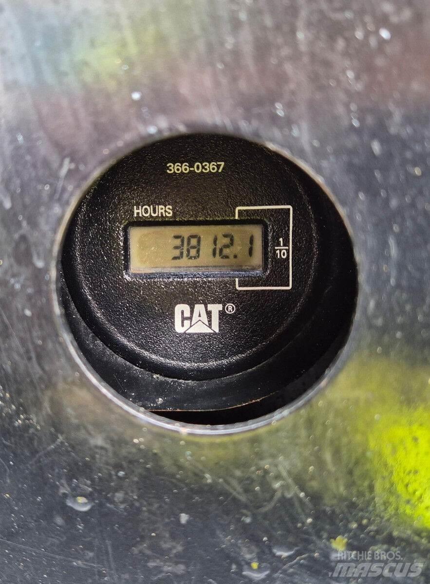 CAT 305E2 Midi rýpadlá 7 t - 12 t