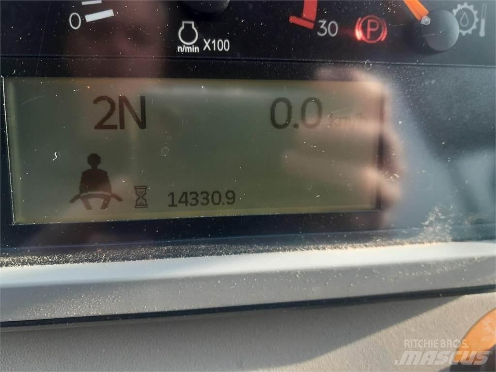 CAT 950M Kolesové nakladače