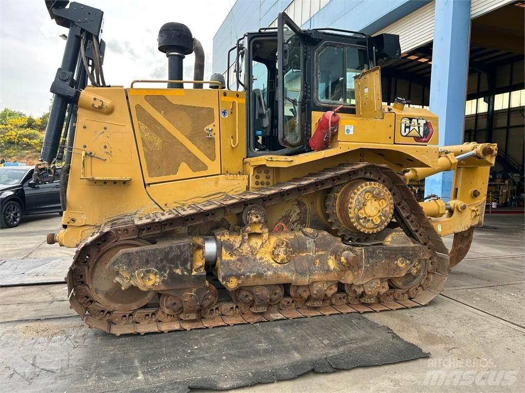 CAT D8T Pásové dozéry