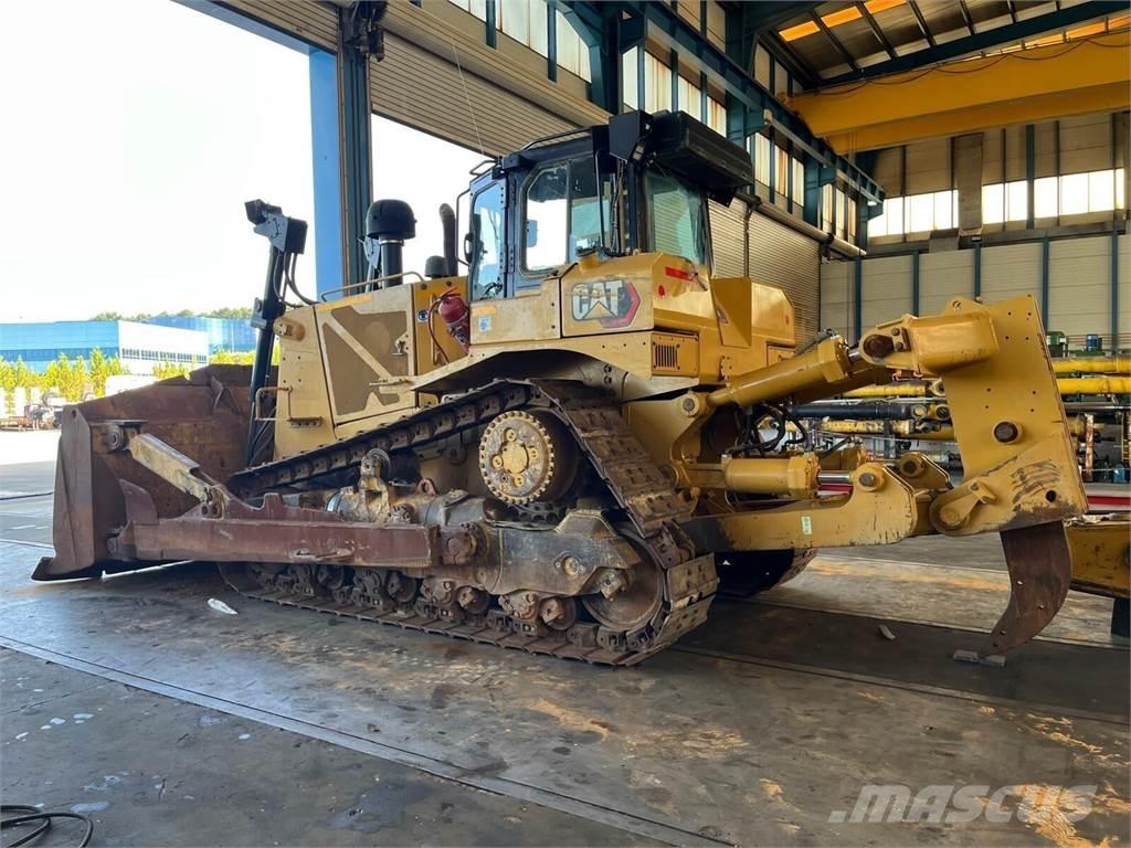 CAT D8T Pásové dozéry