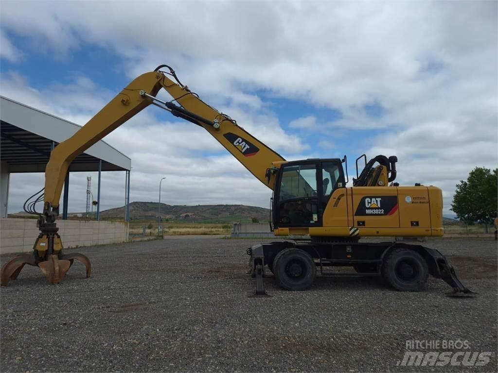 CAT MH3022 Kolesové rýpadlá