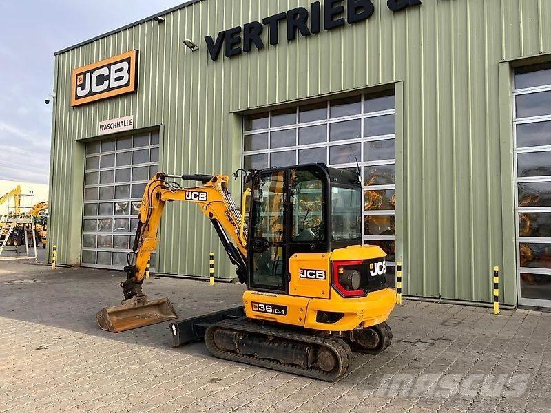 JCB 36C-1 Pásové rýpadlá