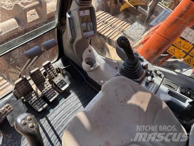 Hitachi ZX210-6 Pásové rýpadlá