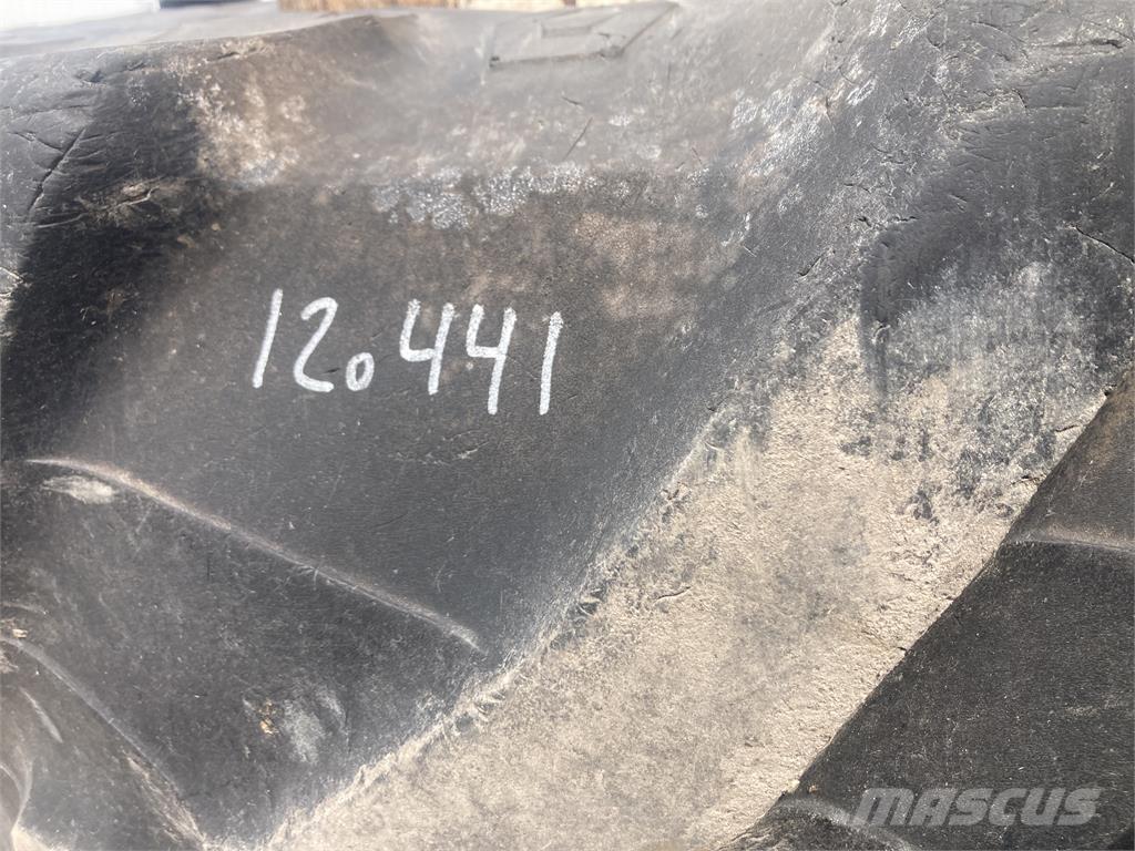  580/70-38 Pneumatiky, kolesá a ráfiky