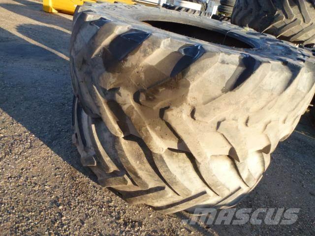  650/85X38 Pneumatiky, kolesá a ráfiky