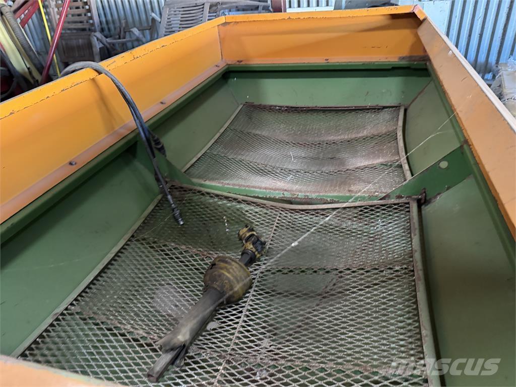 Amazone ZA-U 1801 Aplikátory tekutých hnojív