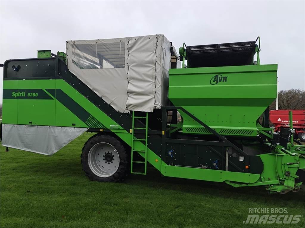 AVR SPIRIT 9200 Zemiakové kombajny