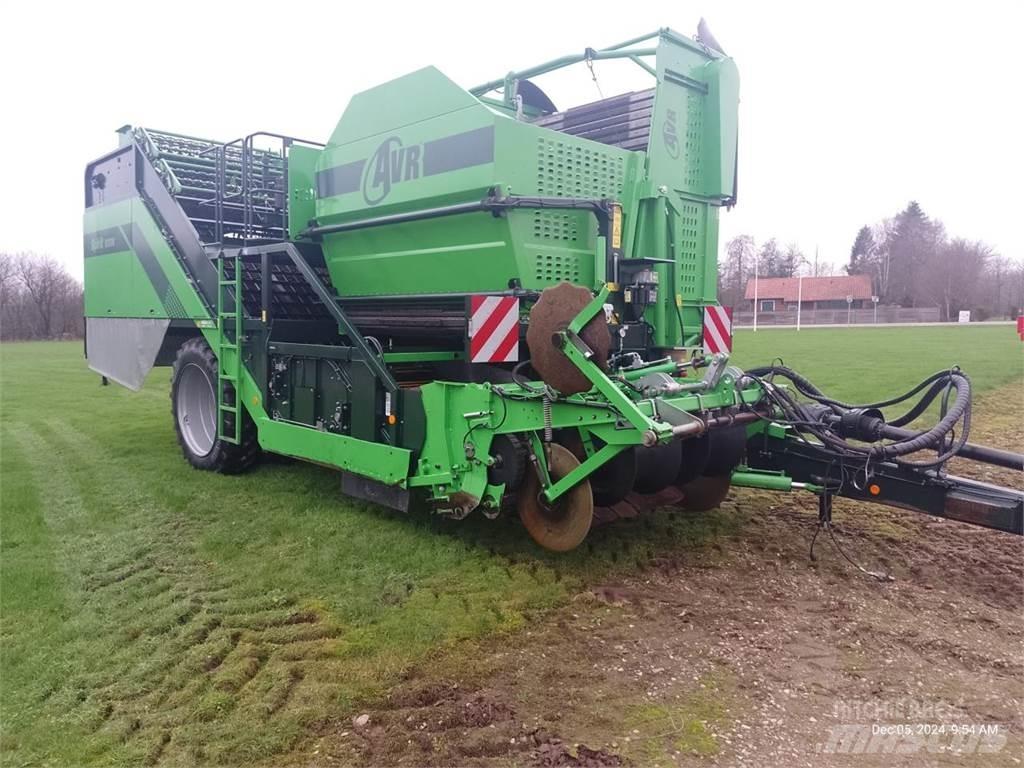 AVR SPIRIT 9200 Zemiakové kombajny
