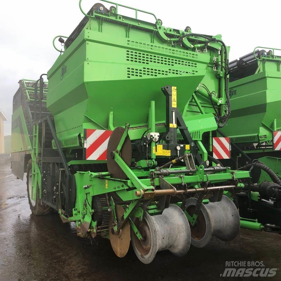 AVR SPIRIT 9200 Zemiakové kombajny