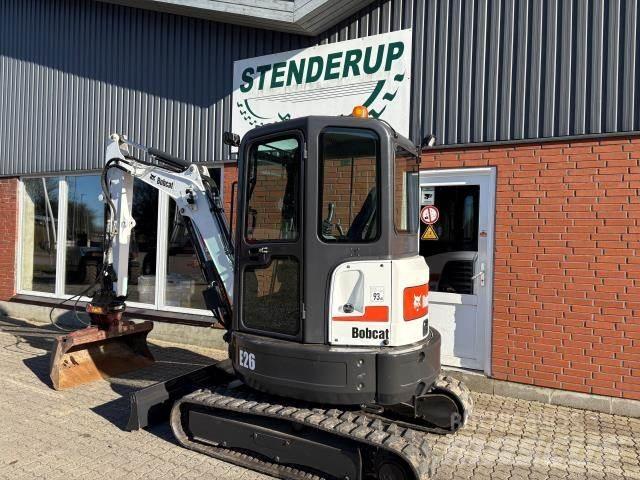 Bobcat E26 Mininakladače