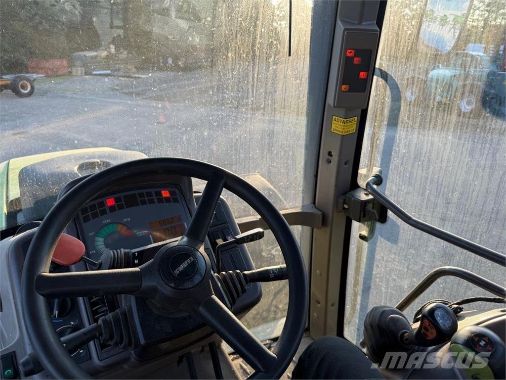 CLAAS ARES 836 Traktory