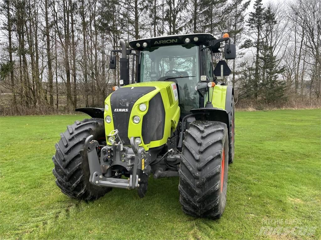 CLAAS ARION 640 Traktory