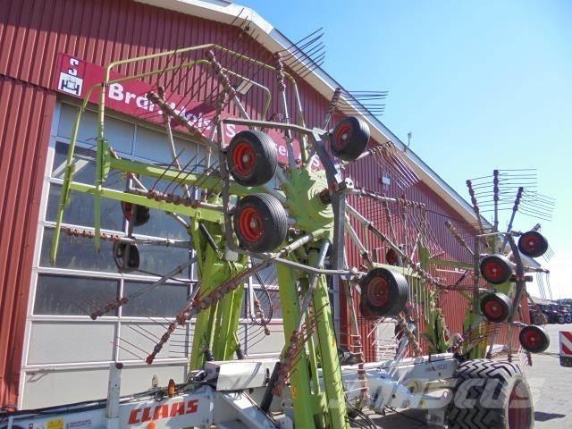 CLAAS LINER 3600 Obracače a zhrabovače sena