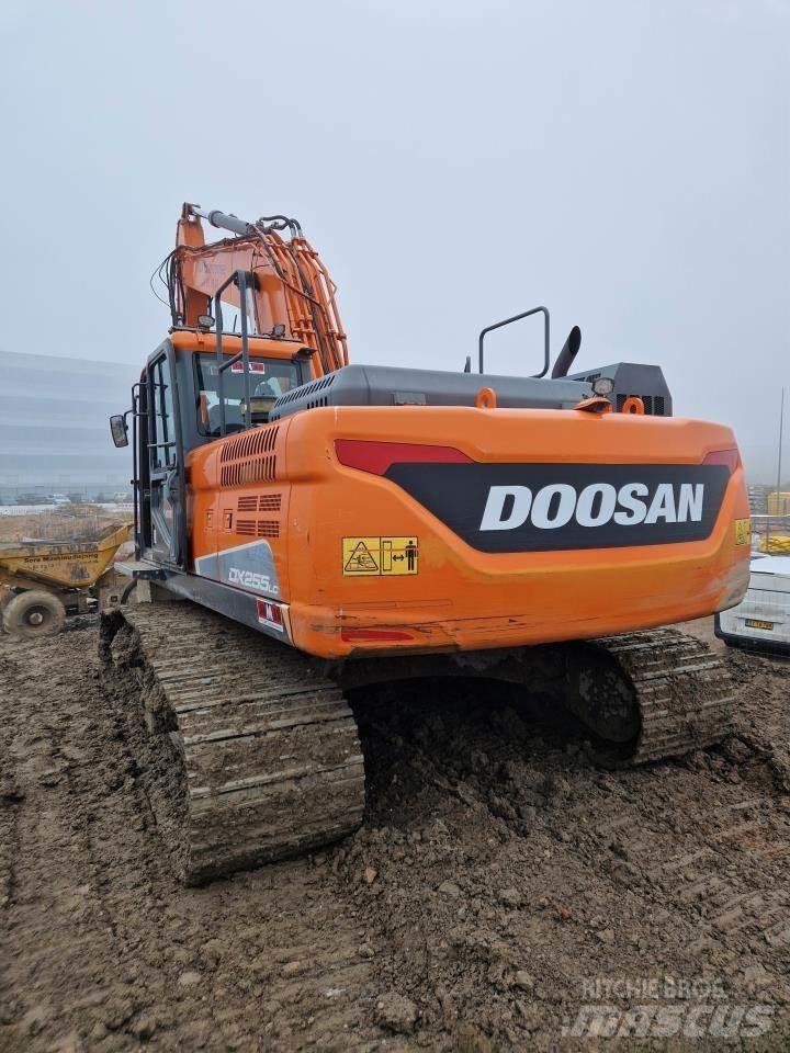 Doosan 255-5 Pásové rýpadlá