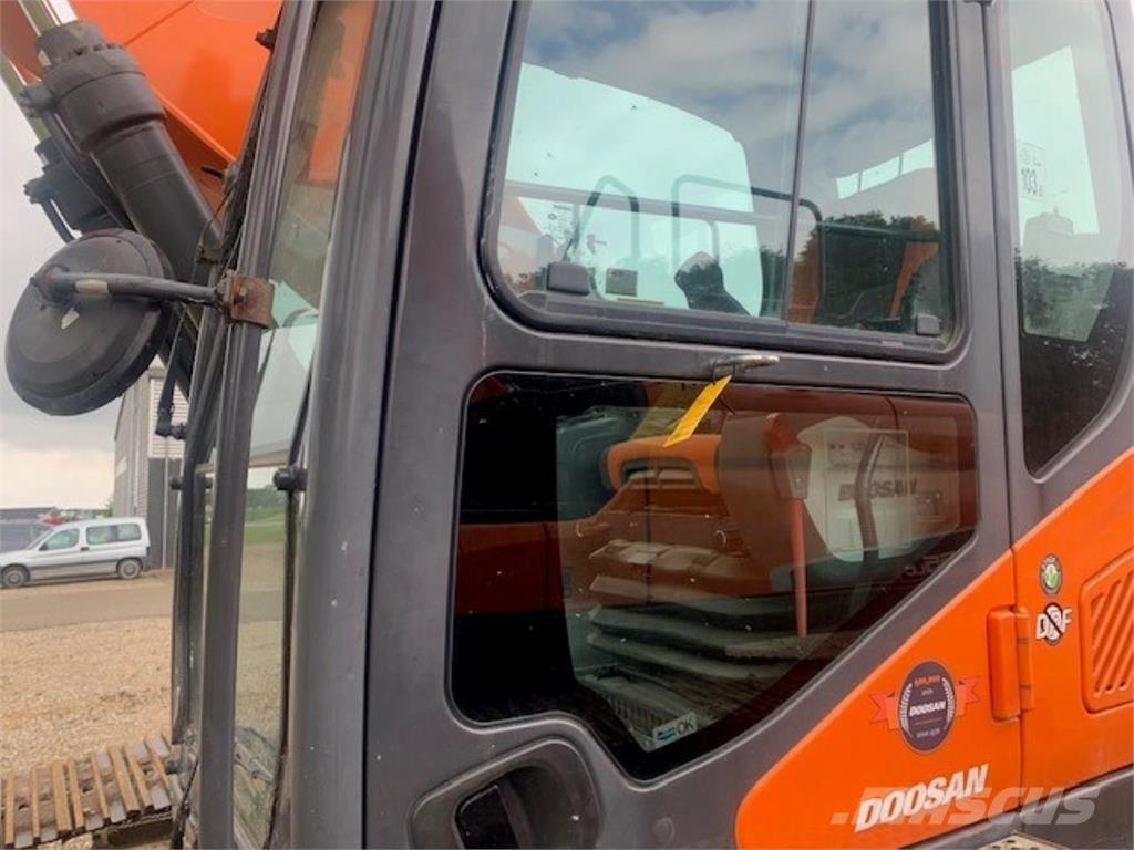 Doosan 255-5 Pásové rýpadlá