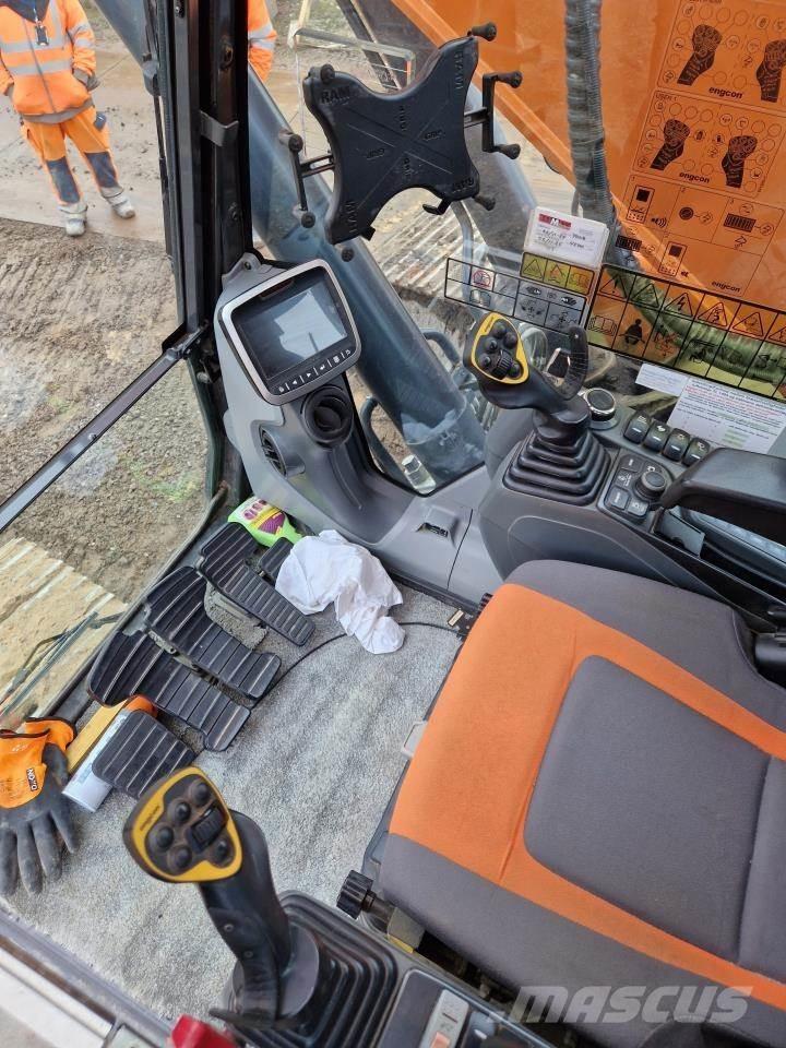 Doosan 255-5 Pásové rýpadlá