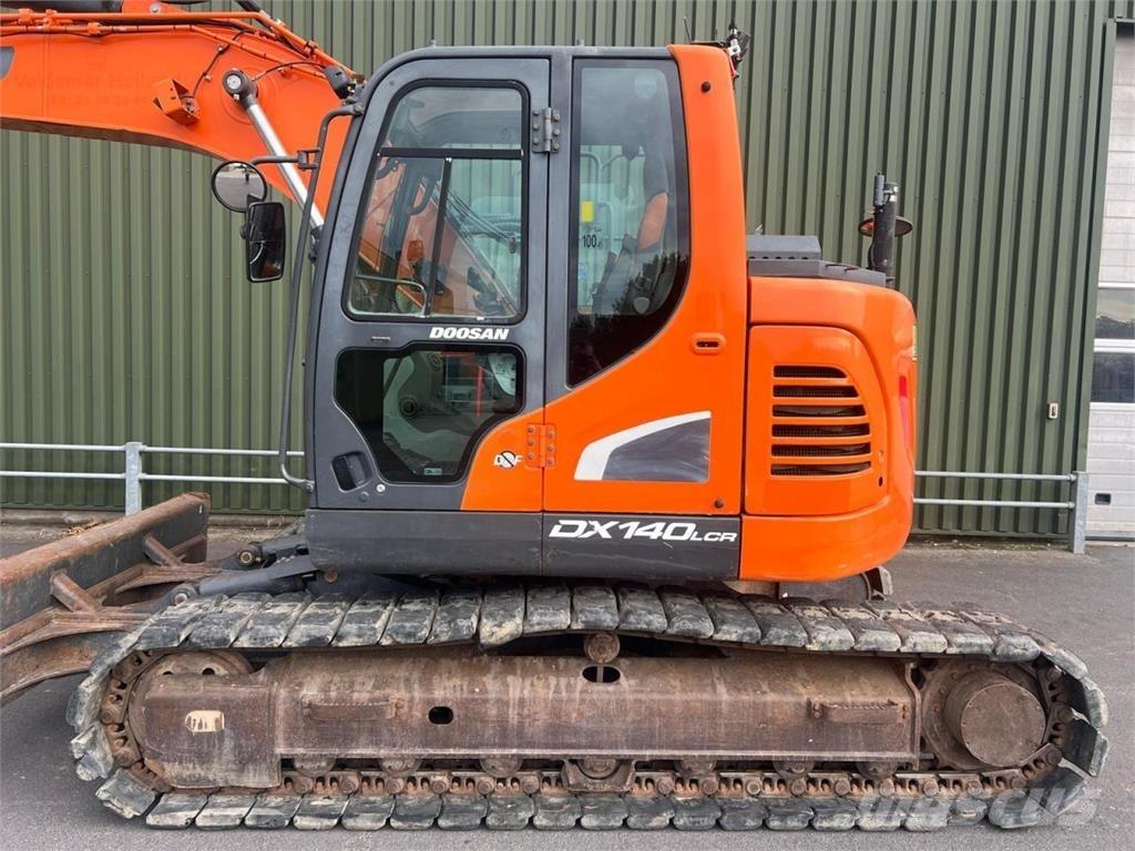 Doosan DX140LCR-5 Pásové rýpadlá