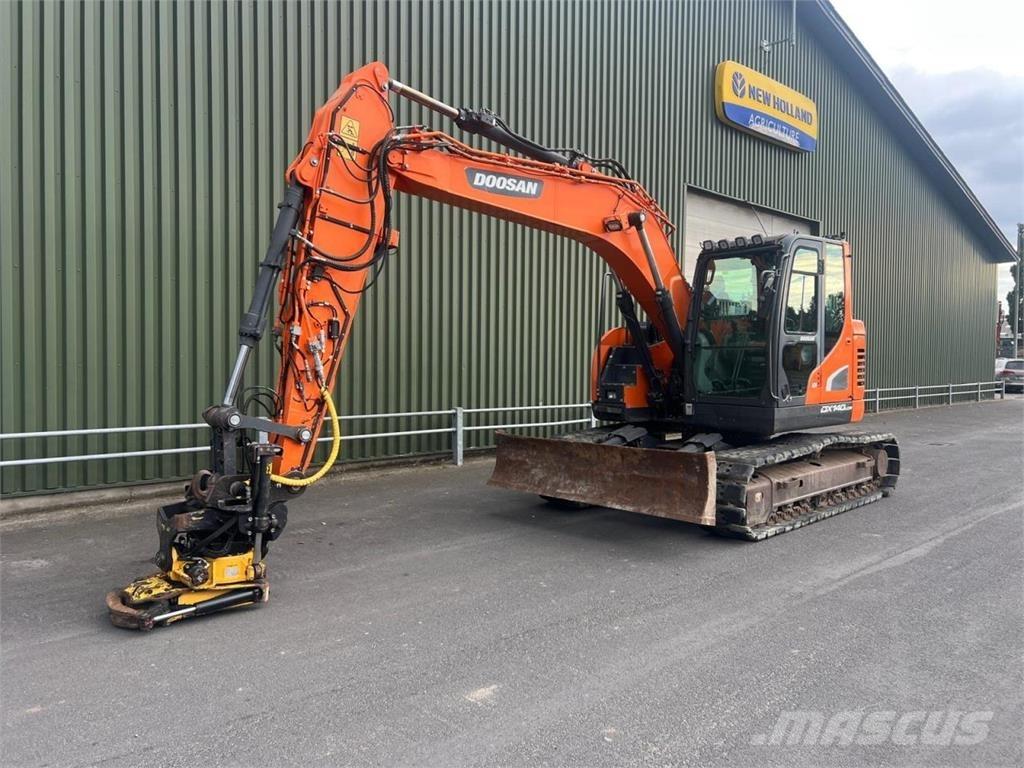 Doosan DX140LCR-5 Pásové rýpadlá